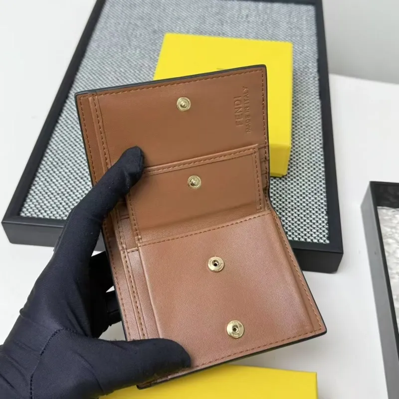 Fendi 2605 Brown Black Bifold Wallet - Image 8