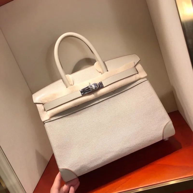 Alternative view of Hermes Birkin Bags-23