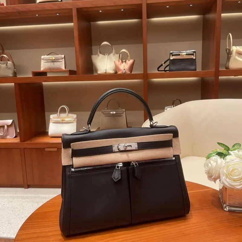 Hermes Black Birkin Leather Handbag 56