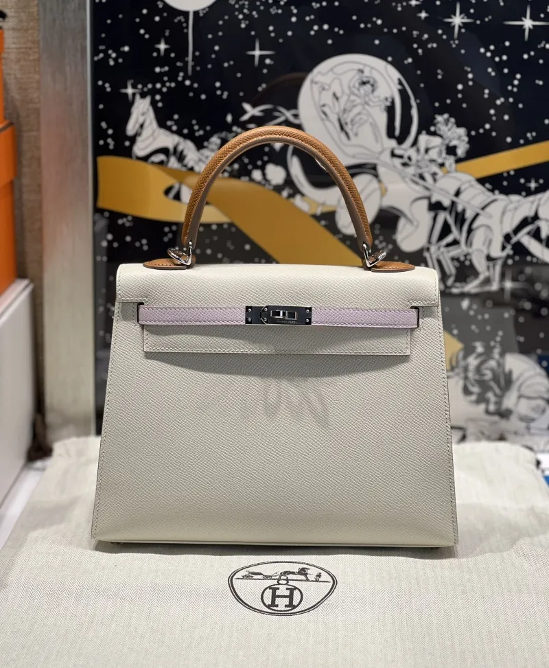 Hermes Cream Tan Lavender Leather Kelly Handbag - Image 3