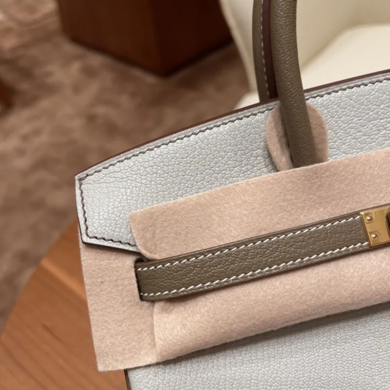 Hermes Birkin Light Gray Leather Handbag - Image 3
