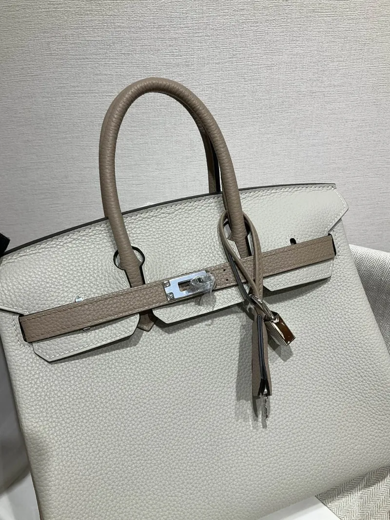 Hermes Birkin Light Gray Leather Handbag 121 - Image 4