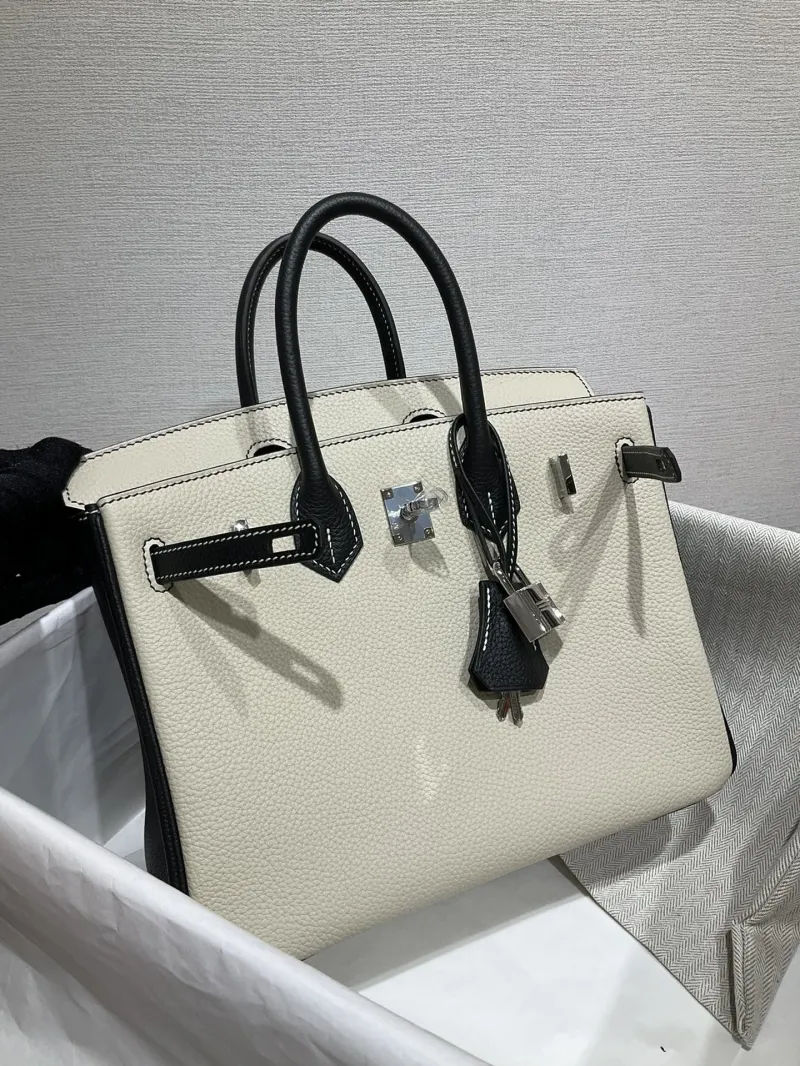 Hermes Cream and Black Birkin Leather Handbag - Image 7