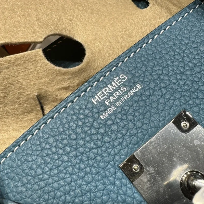 Hermes Blue Leather Birkin Handbag - Image 6