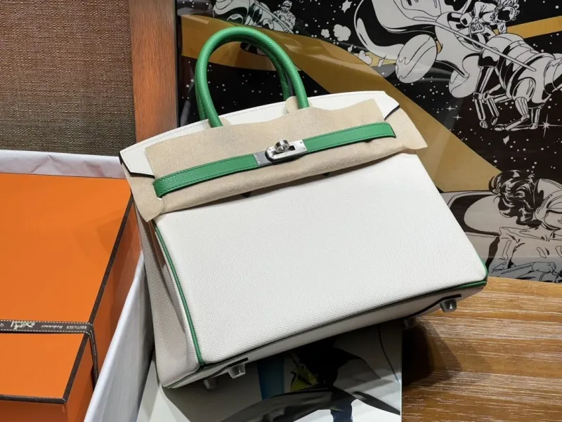Alternative view of Hermes Birkin White Green Leather Handbag 137