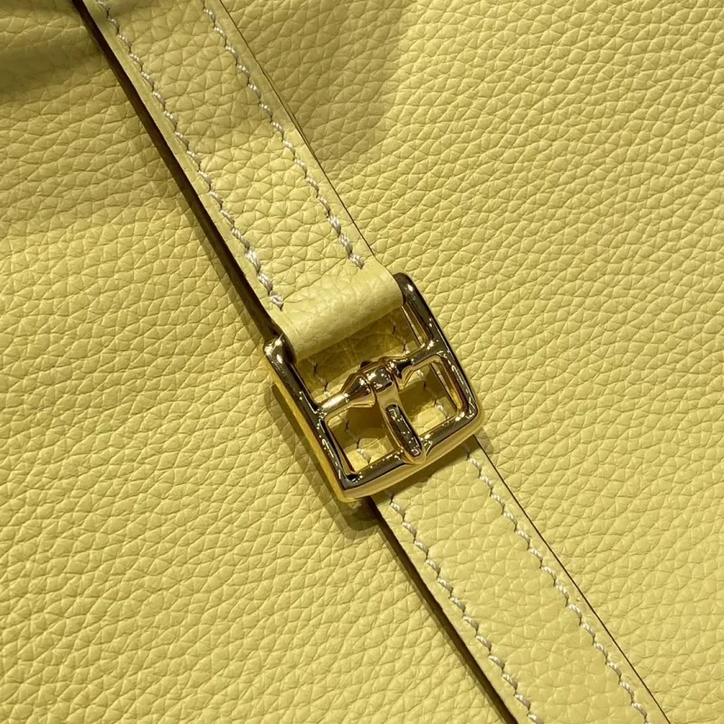 Hermes Yellow Leather Shoulder Handbag - Image 5