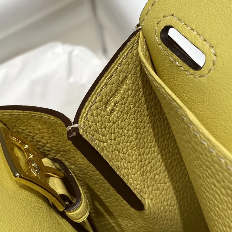 Hermes Yellow Leather Shoulder Handbag - Image 7