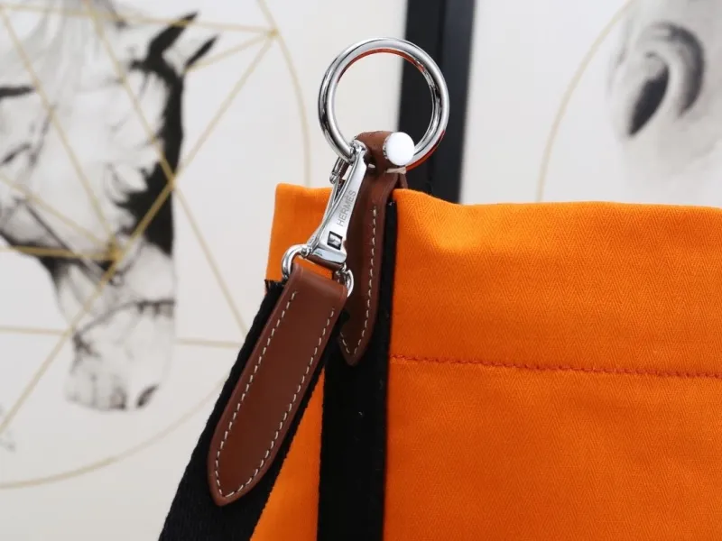 Hermes Orange Bucket Shoulder Bag - Image 6