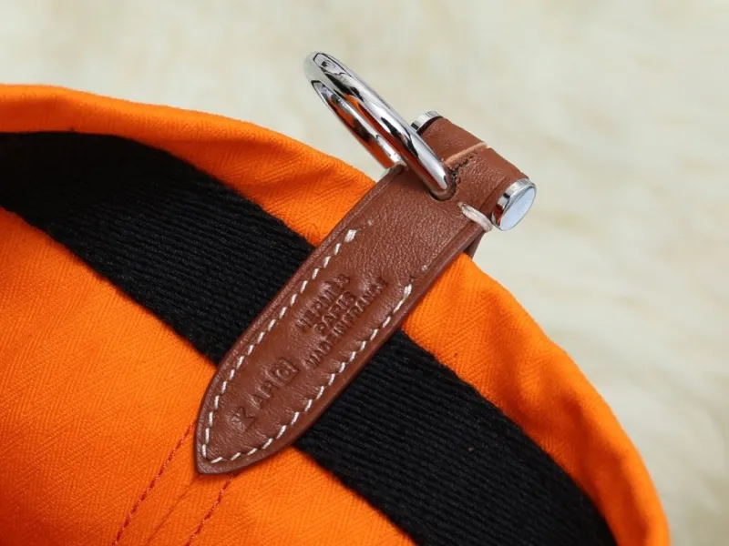 Hermes Orange Bucket Shoulder Bag - Image 7