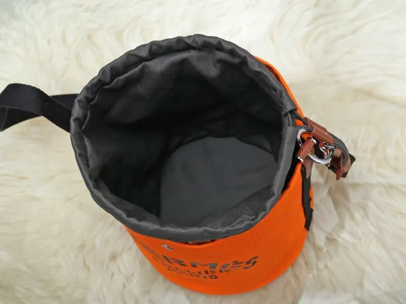 Hermes Orange Bucket Shoulder Bag - Image 8