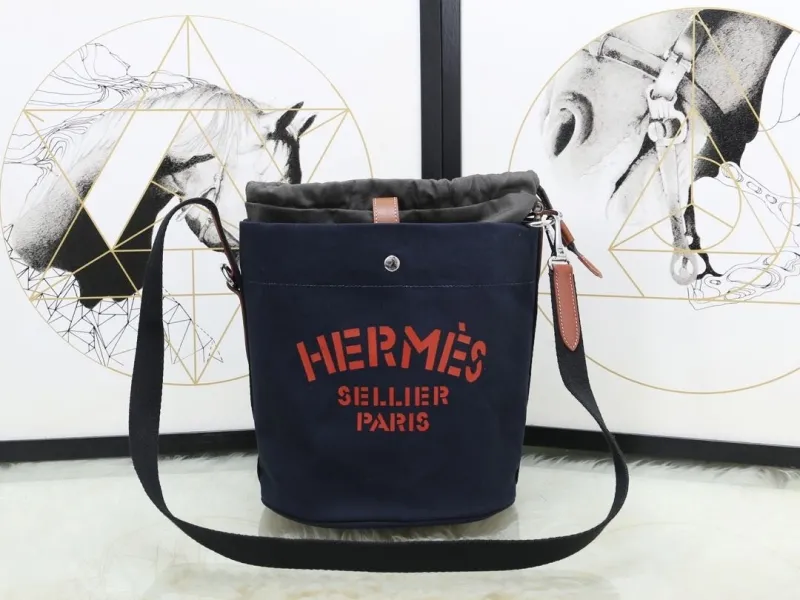 Alternative view of Hermes Bucket Bags-4