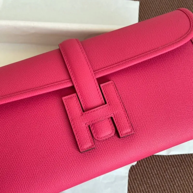 Hermes Fuchsia Leather Clutch Bag - Image 4