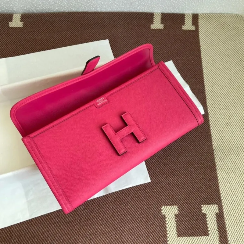 Hermes Fuchsia Leather Clutch Bag - Image 9