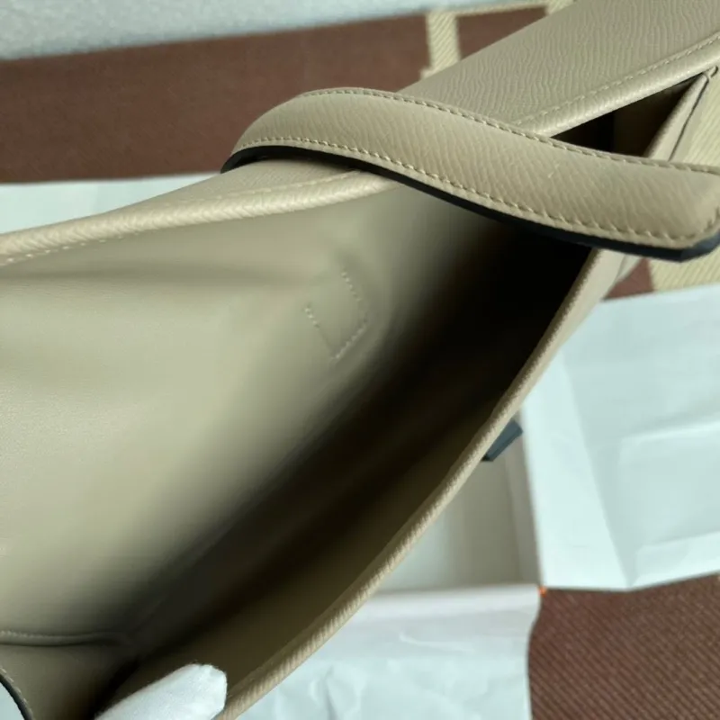 Hermes Clutch Bags-18 - Image 7