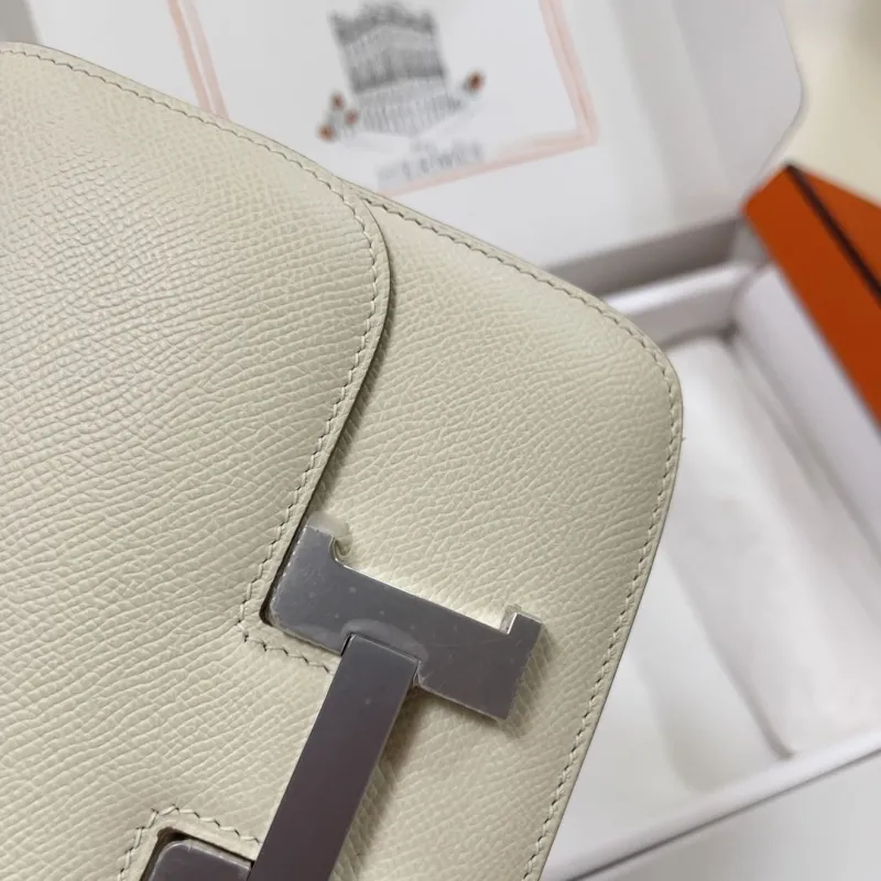Hermes Cream Constance Crossbody Bag - Image 5