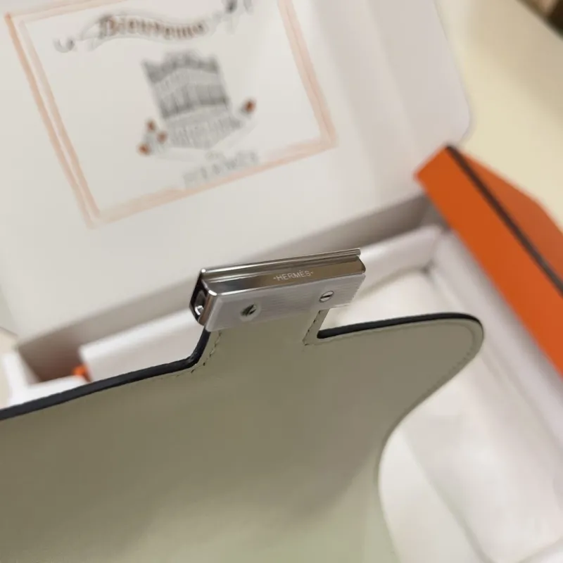 Hermes Constance 21 Mint Green Crossbody Bag - Image 9