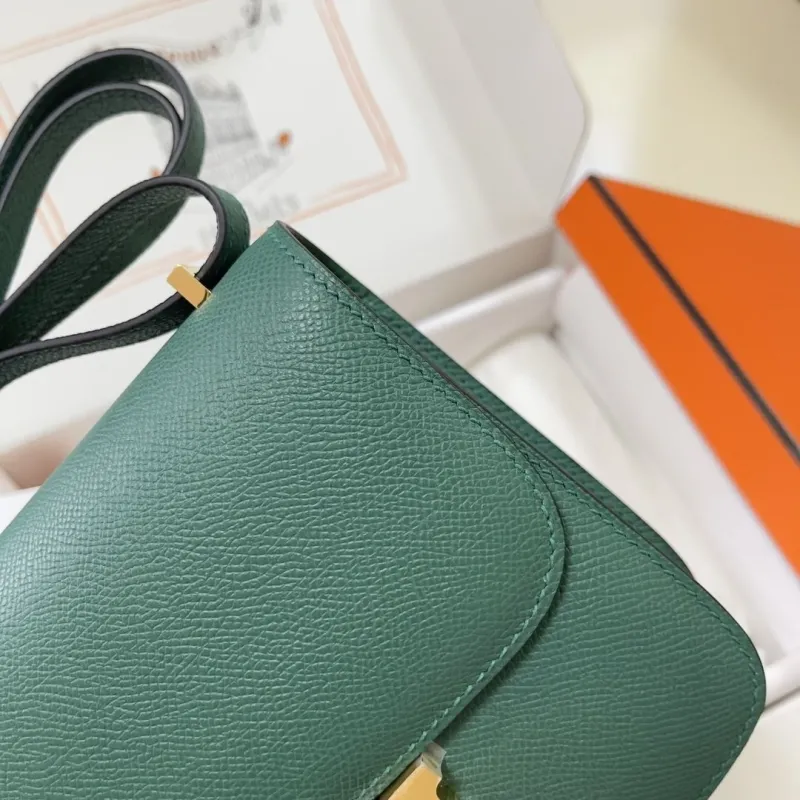 Hermes Constance 24 Green Leather Crossbody Bag - Image 4
