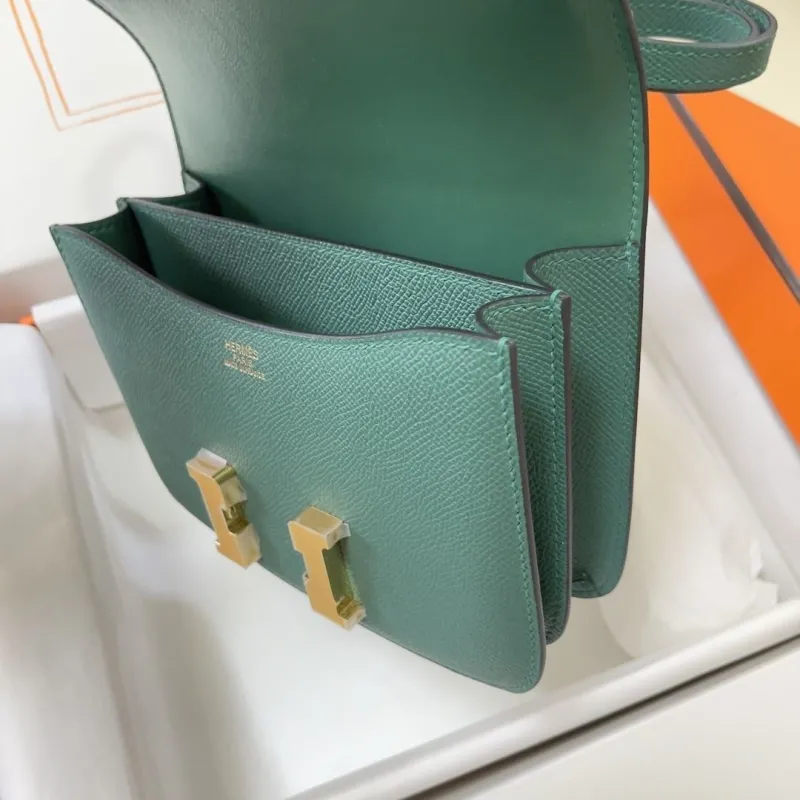 Hermes Constance 24 Green Leather Crossbody Bag - Image 8
