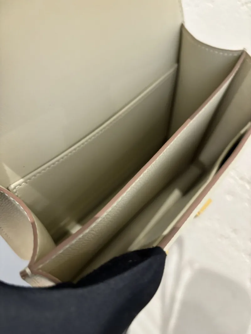 Hermes Constance Cream Leather Crossbody Bag 106 - Image 9