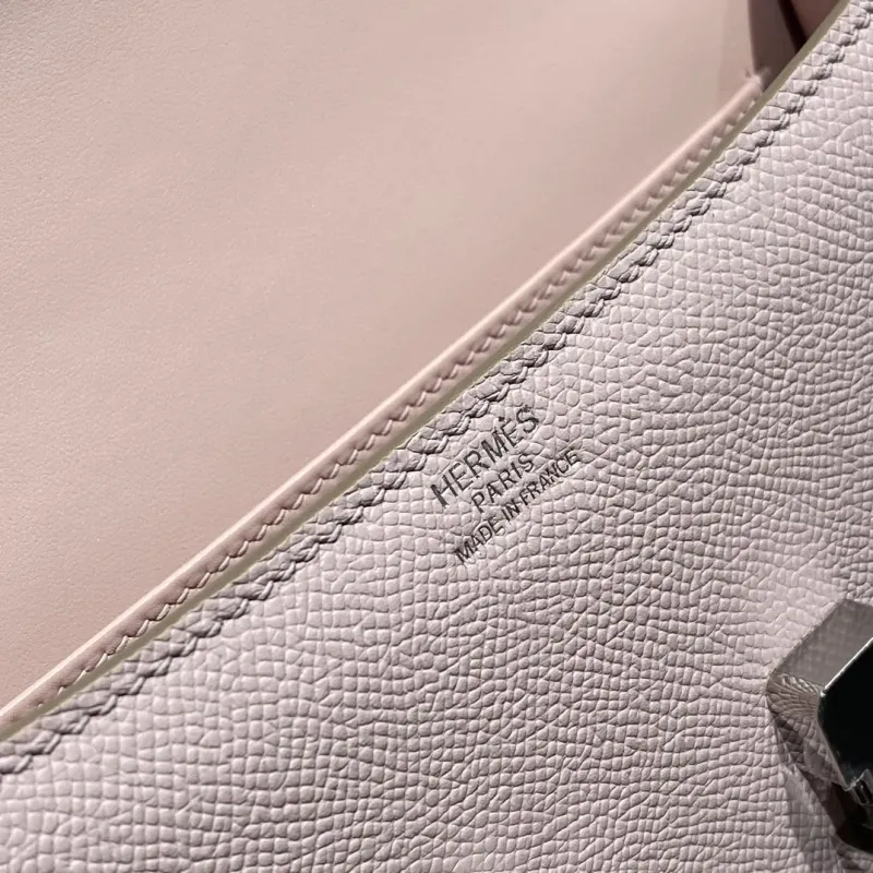 Hermes Constance 167 Light Pink Crossbody Bag - Image 4