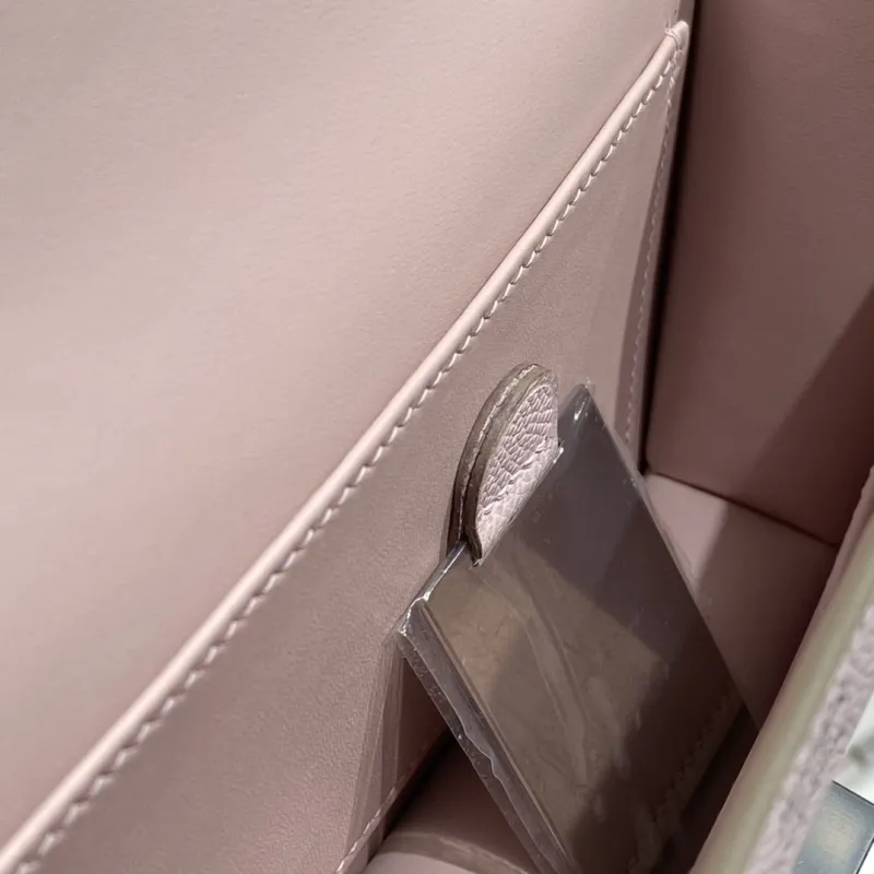 Hermes Constance 167 Light Pink Crossbody Bag - Image 6