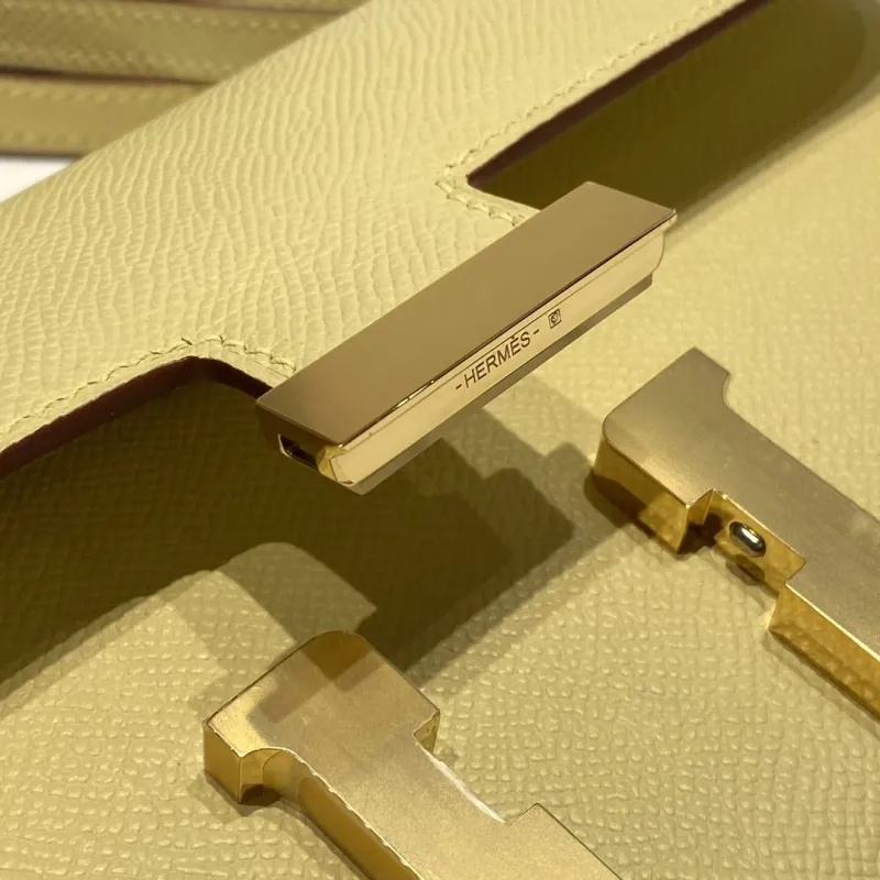 Hermes Pale Yellow Constance Shoulder Bag - Image 8