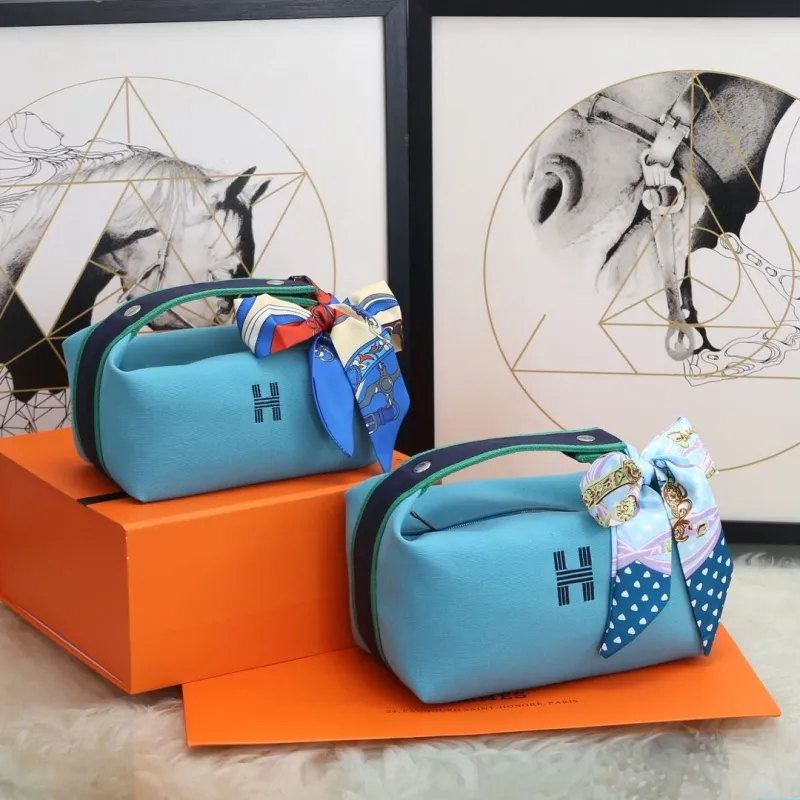 Hermes Cosmetic Bags-4