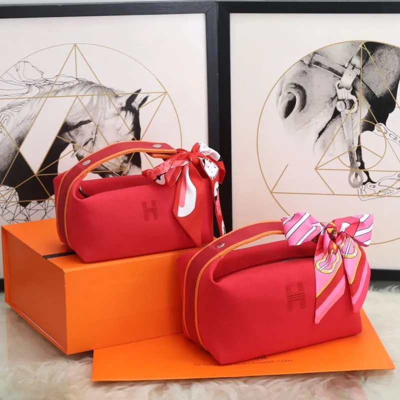 Hermes Cosmetic Bags-5
