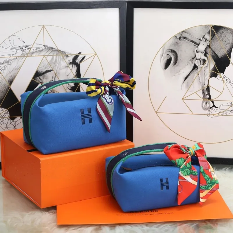 Hermes Cosmetic Bags-6