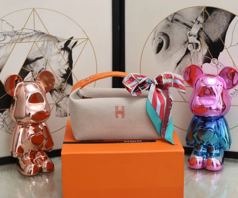 Alternative view of Hermes Cosmetic Bags-9