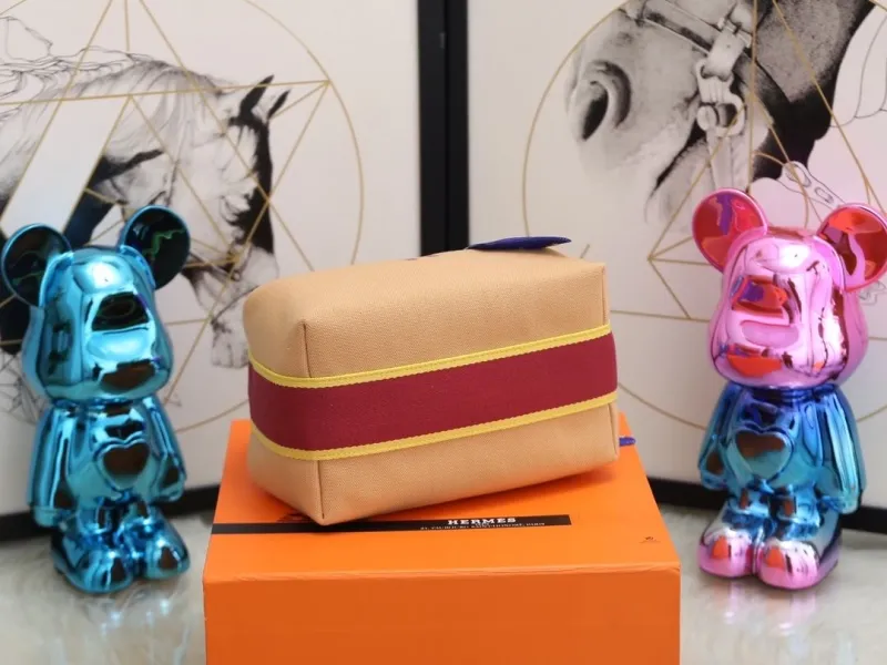Hermes Cosmetic Bags-14 - Image 4