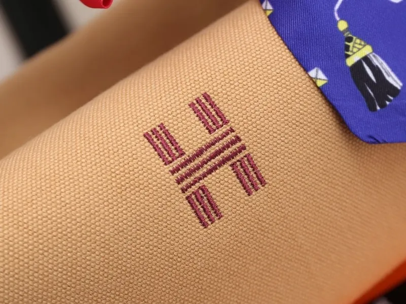 Hermes Cosmetic Bags-14 - Image 5