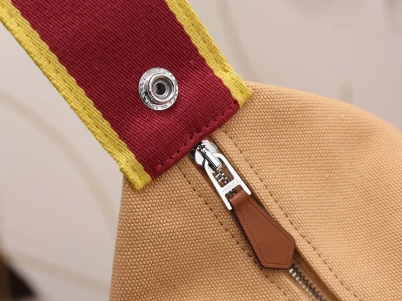 Hermes Cosmetic Bags-14 - Image 7