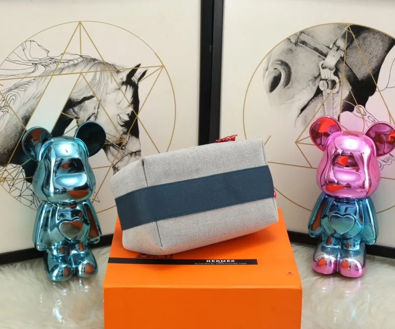 Hermes Cosmetic Bags-21 - Image 4