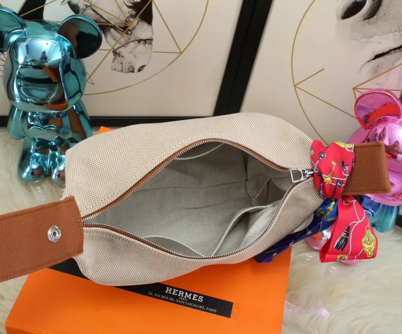 Hermes Beige Canvas Cosmetic Bag - Image 8