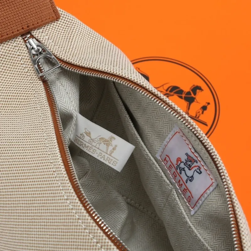 Hermes Beige Canvas Cosmetic Bag - Image 9