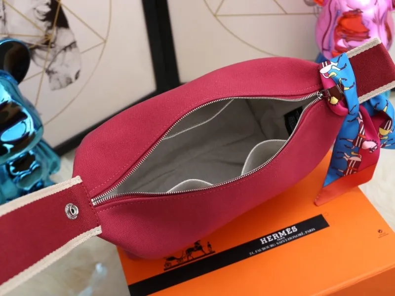 Hermes Cosmetic Bags-24 - Image 8