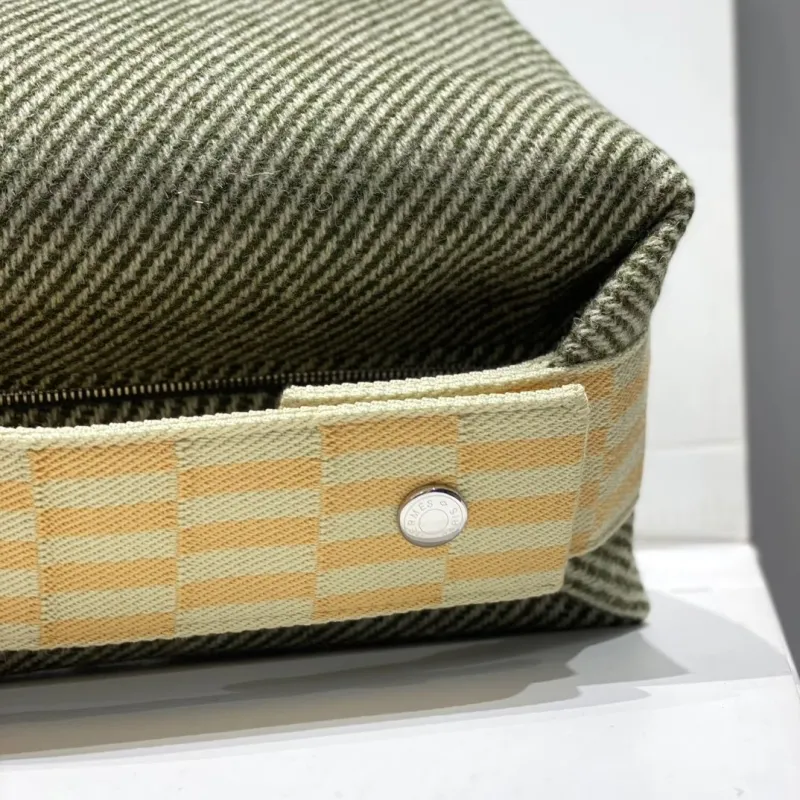Hermes Green Striped Cosmetic Bag - Image 5