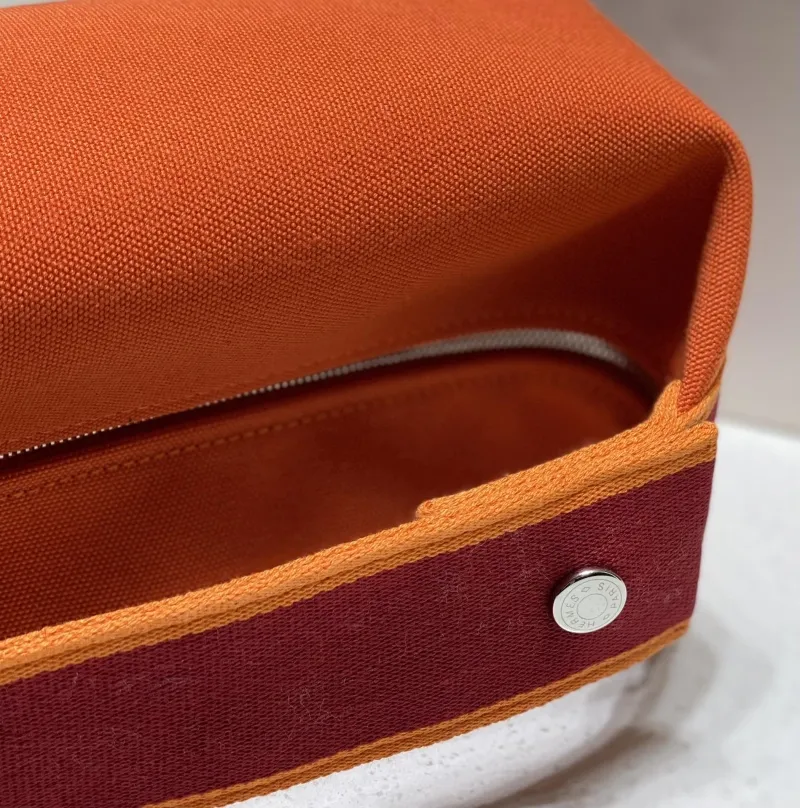 Hermes Cosmetic Bags-30 - Image 5