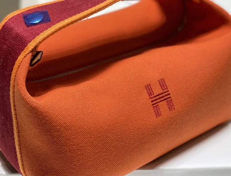 Hermes Cosmetic Bags-30 - Image 7
