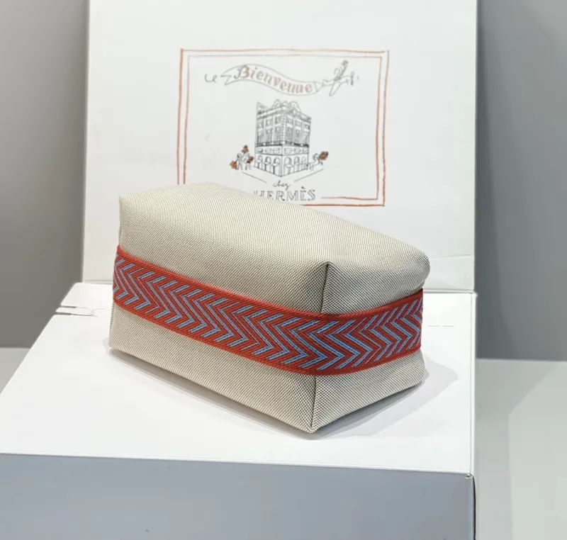 Hermes Beige Cosmetic Bag with Red Trim SKU 43 - Image 3