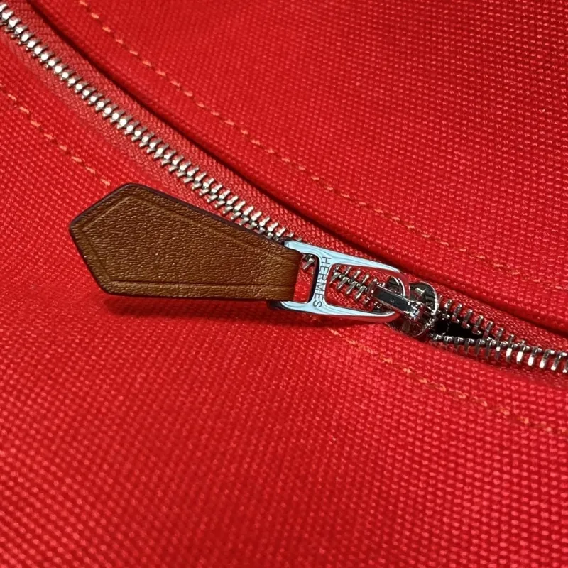 Hermes Red Cosmetic Bag - Image 8
