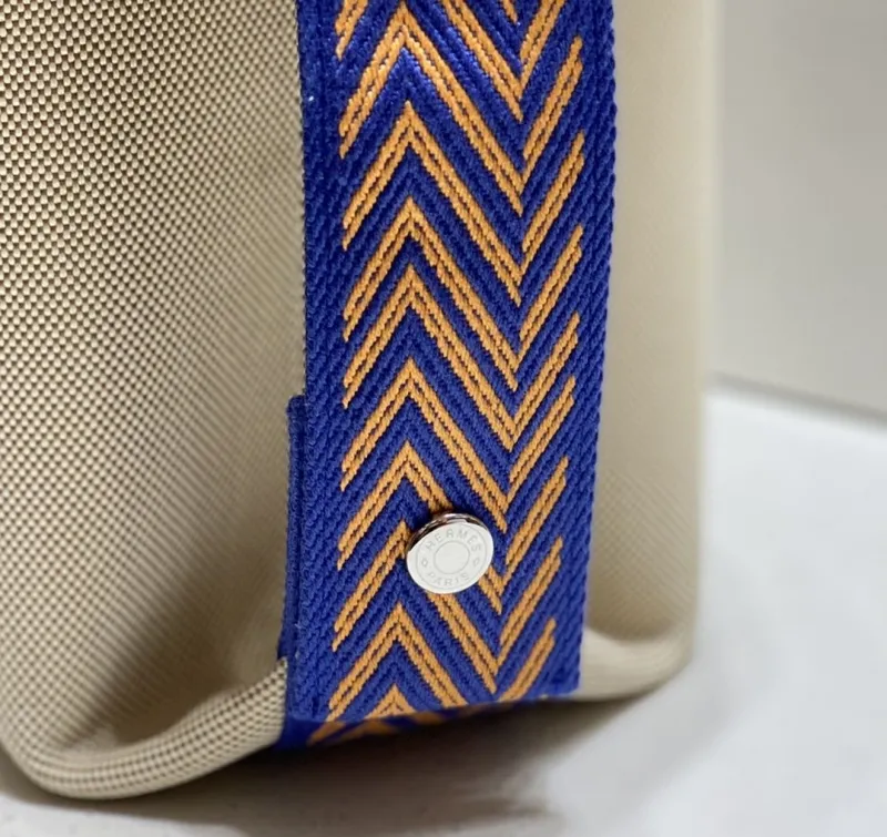 Hermes Cosmetic Bags-52 - Image 5