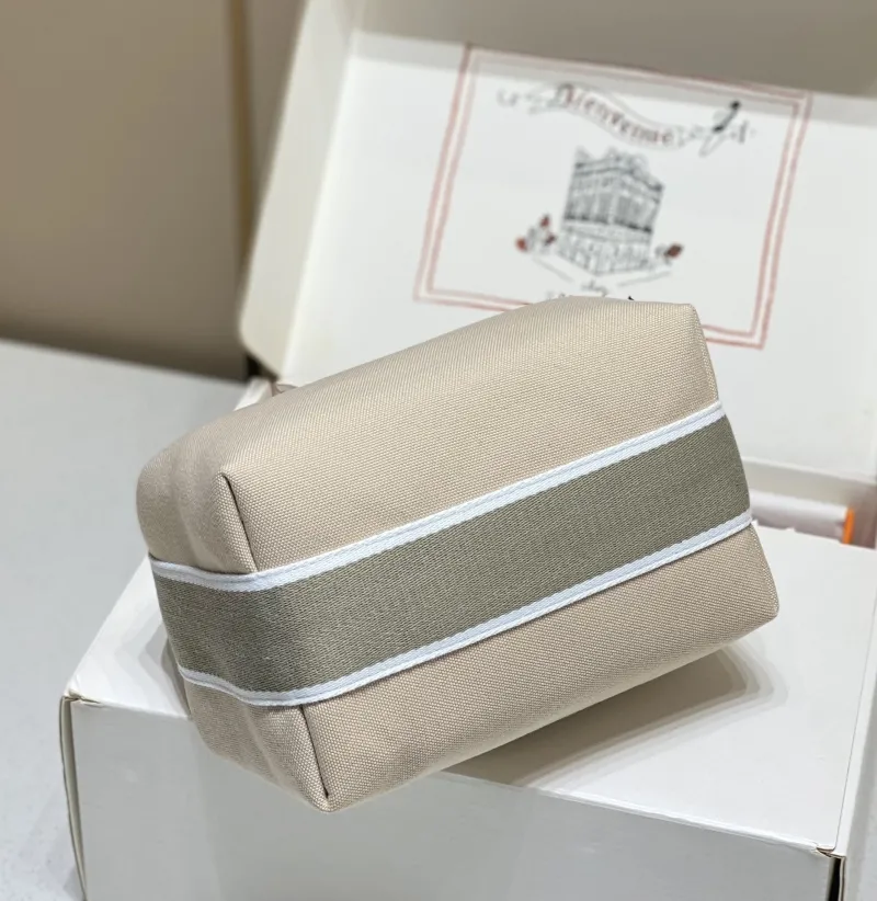 Hermes Beige Canvas Cosmetic Bag - Image 4