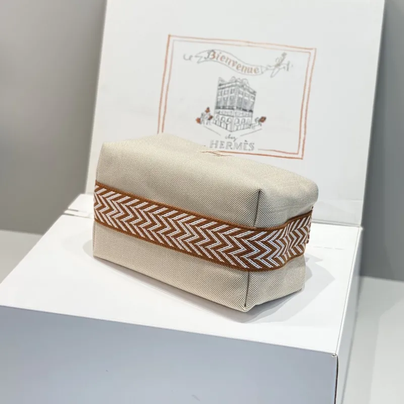 Hermes Beige Canvas Travel Cosmetic Pouch - Image 3
