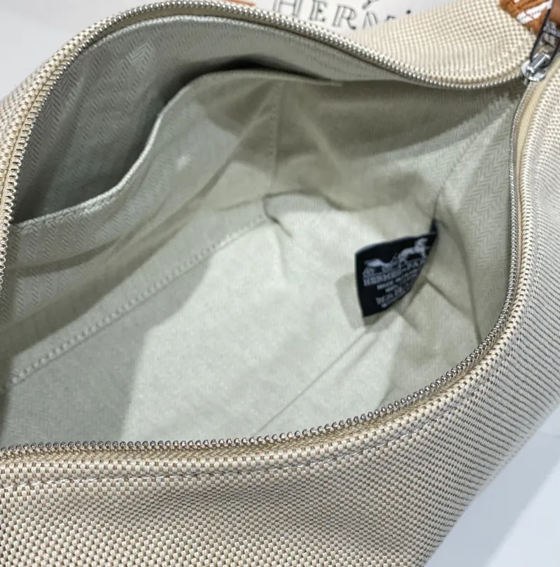 Hermes Beige Canvas Travel Cosmetic Pouch - Image 9