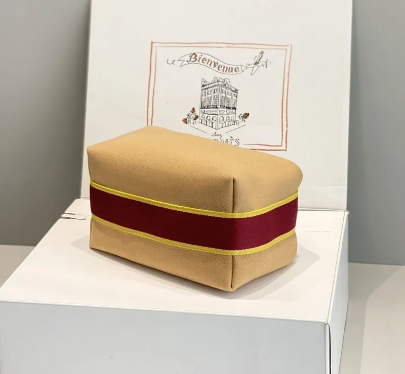 Hermes Beige Canvas Cosmetic Bag 63 - Image 3