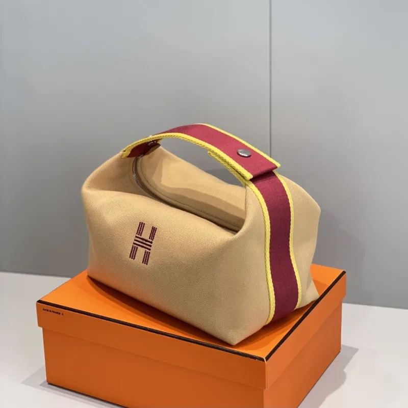 Hermes Beige Canvas Cosmetic Bag 63 - Image 4