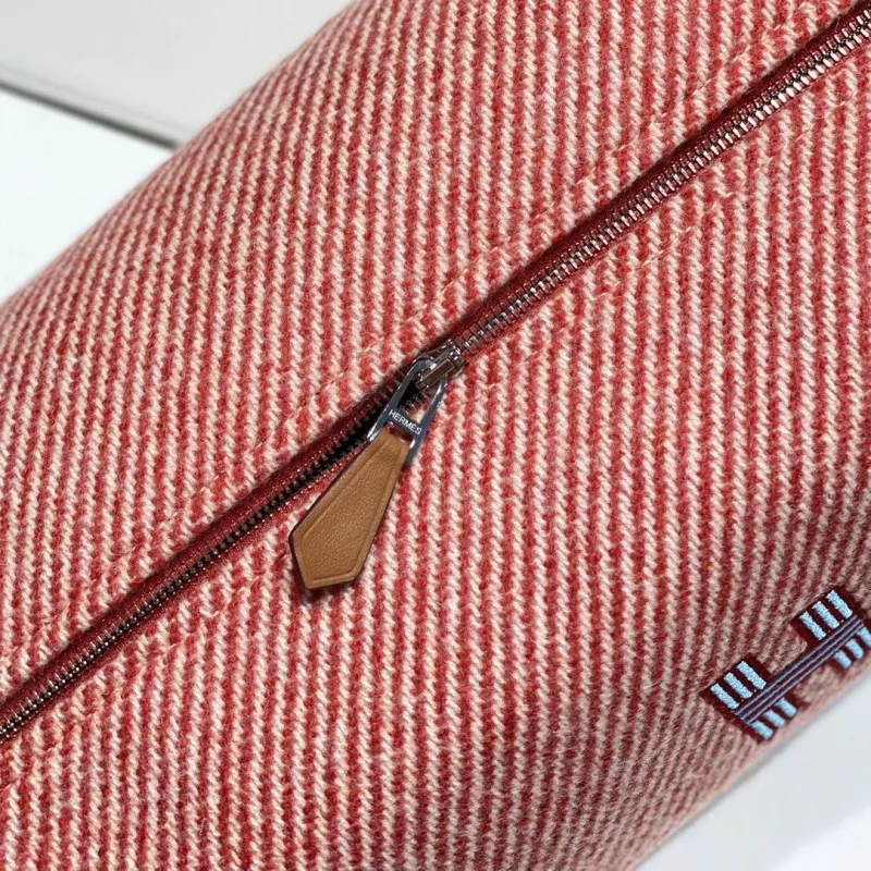 Hermes Red Blue Striped Cosmetic Bag - Image 7