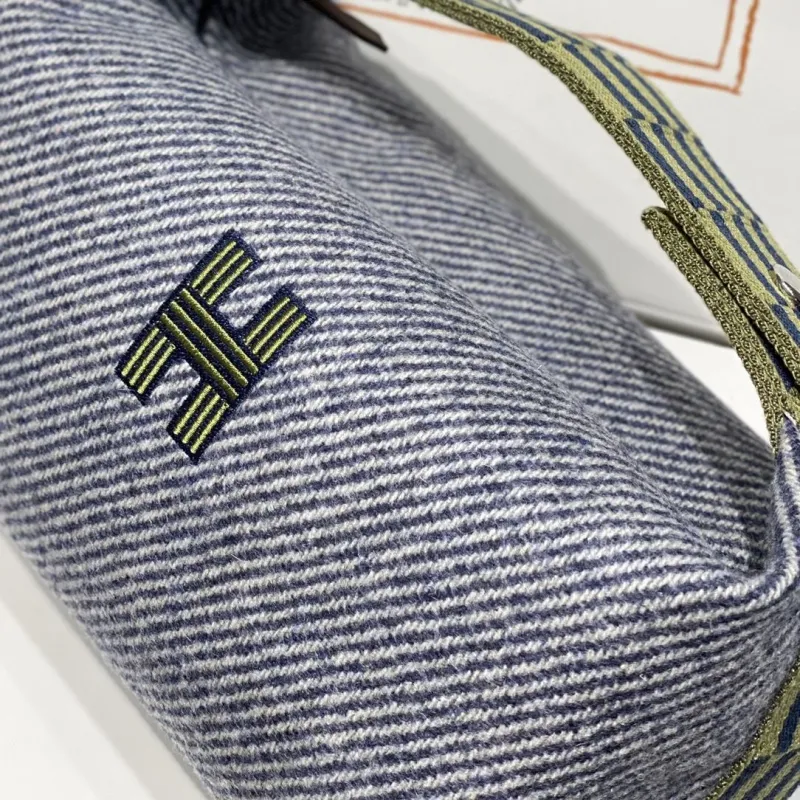 Hermes Gray Striped Cosmetic Bag - Image 8